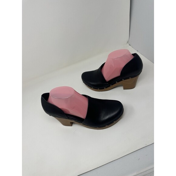 Korks Black Arielle Studded Wood Sole d'Orsay Pump (Women), Size 8.5 - Picture 3 of 11